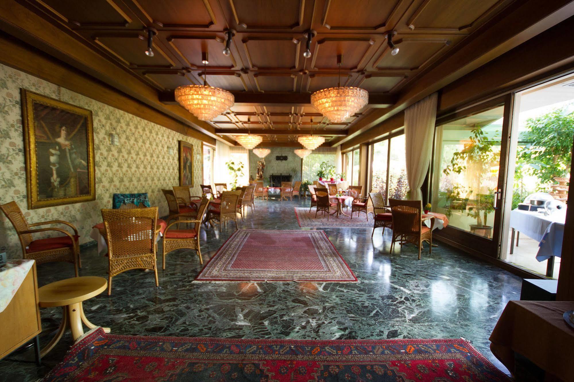 באד ווילבאד Hotel Valsana Am Kurpark מראה חיצוני תמונה